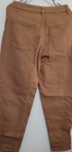 Women's Pants - Picture 2 of 3